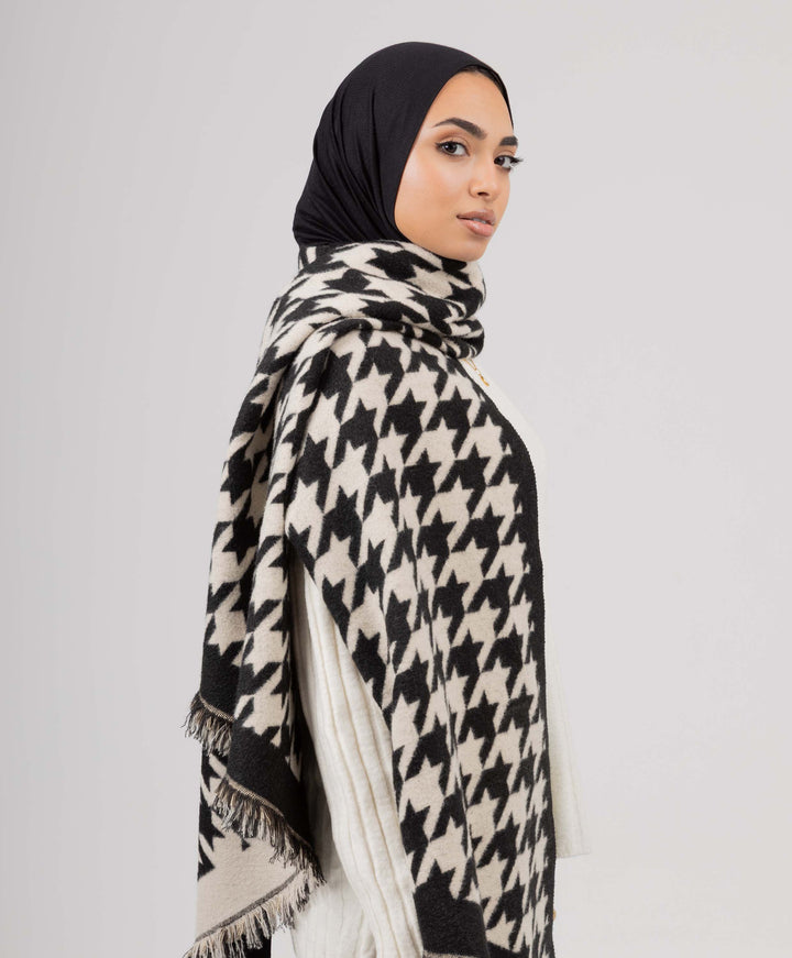 Houndstooth Winter Shawl