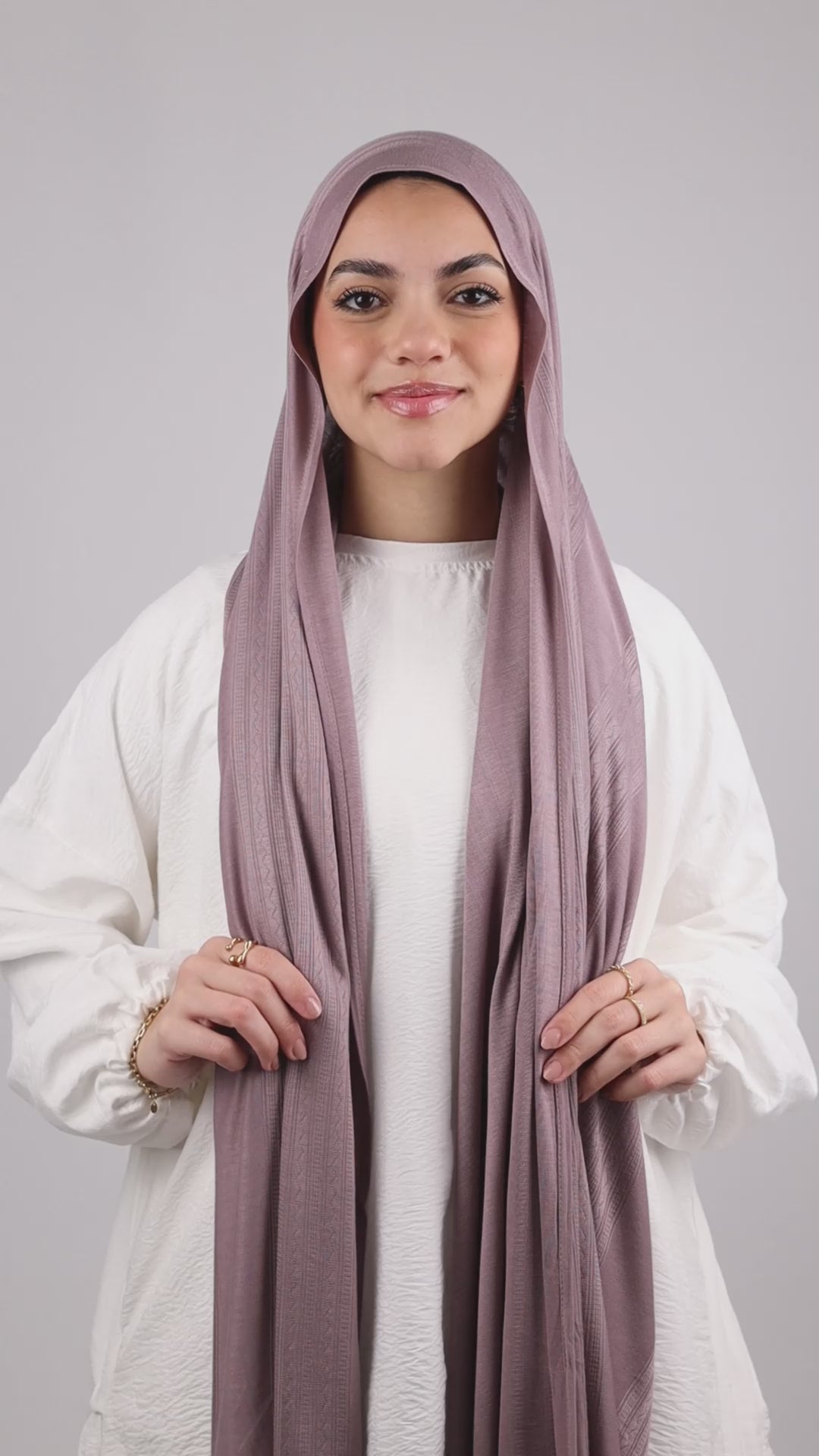 Streaked Kuwaiti Scarf